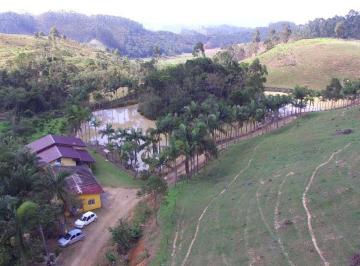 Rural · 12ha · 2 Quartos · 2 Vagas · Sítio com Cachoeira e Terreno de 120.000m² ( 12 HECTARES ) à venda em Canelinha/SC