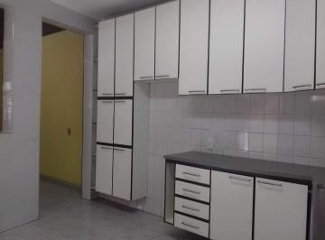 Casa · 251m² · 3 Quartos · 1 Vaga · Casa em  Rua José Delpoio - Vila Assis Brasil - Mauá/SP