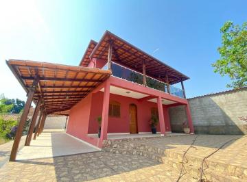 Casa · 714m² · 4 Quartos · 4 Vagas · Casa à venda, 4 quartos, 1 suíte, 4 vagas, Centro - Capim Branco/MG