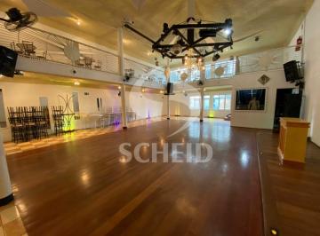 Comercial · 250m² · 10 Vagas · Prédio comercial na Avenida papini