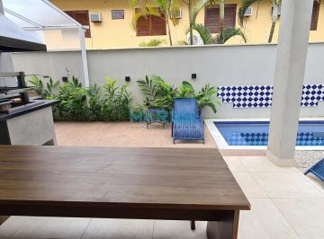 Foto 01 · Casa em Condomínio  na Praia de Camburi