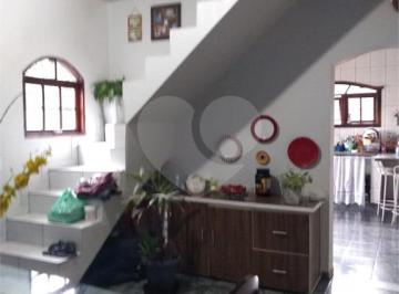 Área de Serviço · Sobrado com 3 quartos à venda em Jardim três marias - SP