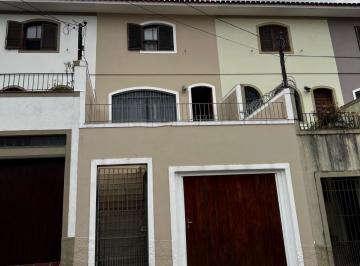 d389be1c723db2d36d2d5af95e00ca4d.jpg · Sobrado de 159m² com 3 quartos