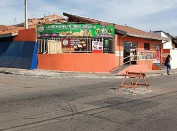 Casa · 100m² · 1 Quarto · 1 Vaga · Casa comercial e ponto de comércio