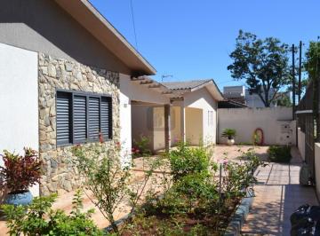 Casa · 180m² · Casa Jardim Lancaster I