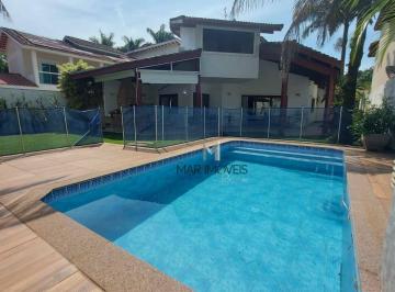 1a7675c568f419d963ae7486d362ce87027dfd52 · Casa em excelente localização dentro de condomíno fechado de alto padrão na região da praia de Perna