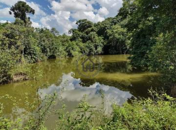 rio que corta a chácara. · Sítio à venda no Bom Jardim em Jundiaí.
