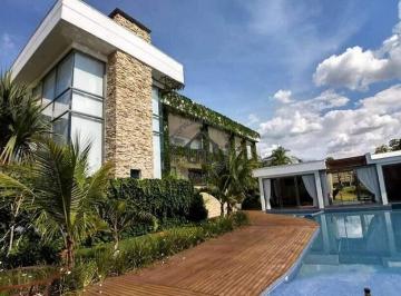 Casa · 1350m² · 8 Quartos · 10 Vagas · Casa à venda no Condomínio Residencial Morada do Sol.