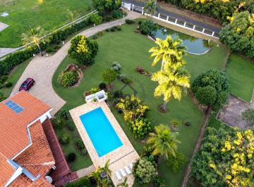 Rural · 5200m² · 3 Quartos · 4 Vagas · Chácara à venda no Condomínio Lagos de Shanadu.
