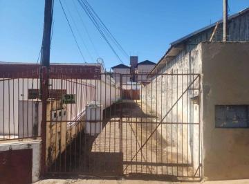 e44638fa356571b1d48523a921ca100d073f14e6 · Casa com 1 dormitório para Alugar, 65 m² por R$ 900/mês - Jardim Agari - Londrina/PR