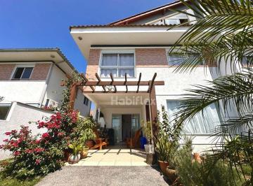 60dd9dd09f8f528860668e7bf40eff10853be94e · Casa com 4 dormitórios à venda - Açores - Florianópolis/SC