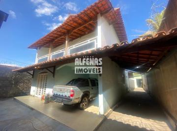 Casa · 236m² · 3 Quartos · 4 Vagas · Casa à venda 3 quartos no Bairro ÁGUA BRANCA