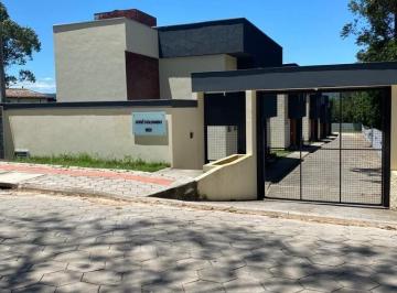 Casa · 84m² · 3 Quartos · 1 Vaga · Casa de Alvenaria com 3 quartos.