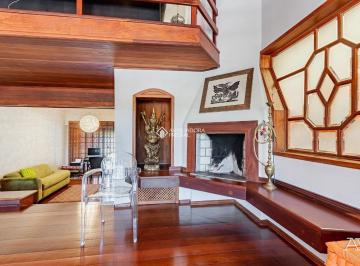 386077_i89BH1kymKT0_3860776398b32436e12.jpg · Casa com piscina, na Zona Sul