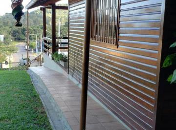 15178561_g.jpg ·
Casa mista