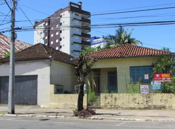 Comercial · 239m² · 2 Vagas · Casa comercial