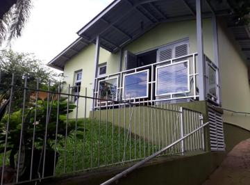Casa · 562m² · 3 Quartos · 2 Vagas · Casa e prédio industrial