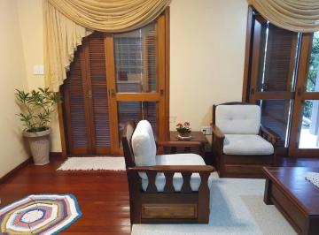 Casa · 180m² · 3 Quartos · 3 Vagas · Casa plana