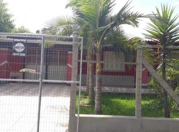 Casa · 180m² · 3 Quartos · 2 Vagas · Casa plana