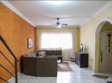 Casa · 500m² · 4 Quartos · 5 Vagas · CASA ASSOBRADADA COM 4 DORMITORIOS, 1 SÚITE E 5 VAGAS