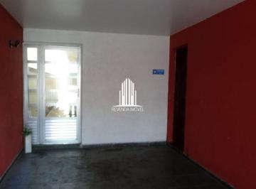 Casa · 204m² · 3 Quartos · 4 Vagas · Sobrado a venda com 3 dorms (1 suíte) e 2 vagas de garagem