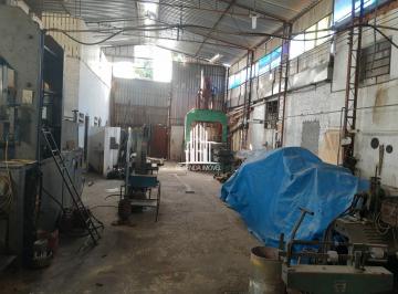 Comercial · 800m² · 2 Vagas · SALA COMERCIAL 800 M², 2 VAGAS, À VENDA EM SANTO ANDRÉ