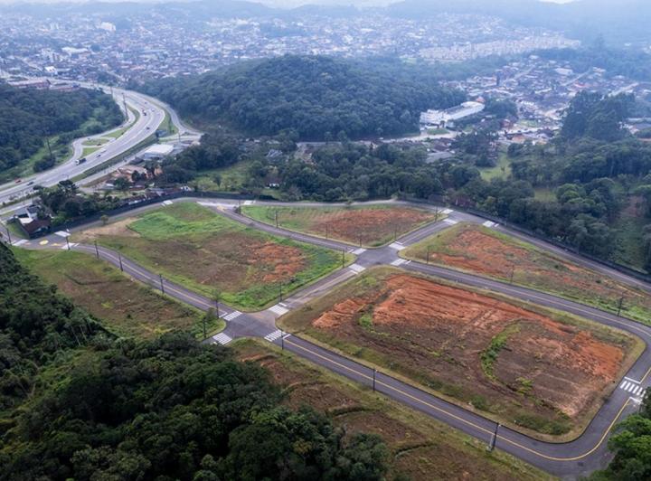 Imóvel novo horizontal-vertical , Joinville · Terreno condomínio Joinville - Villaggio di Malta