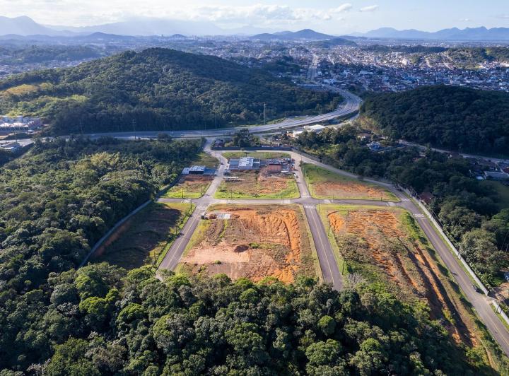 Imóvel novo horizontal-vertical , Joinville · Terreno condomínio Joinville - Villaggio di Malta