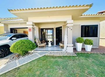 Casa · 161m² · 4 Quartos · 1 Vaga · Casa com 4 dormitórios em Atlântida Sul