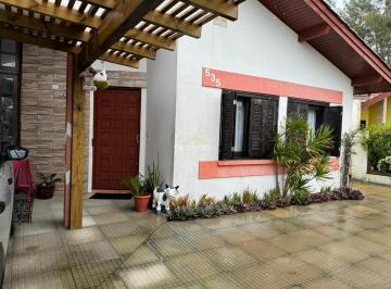 Casa · 126m² · 3 Quartos · 1 Vaga · Casa centro na praia de Atlântida Sul