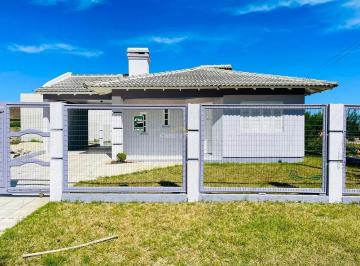 Casa · 100m² · 3 Quartos · 1 Vaga · Casa com 3 dorms (suíte) na praia de Atlântida Sul.
