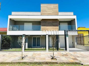 Casa · 242m² · 5 Quartos · 2 Vagas · Sobrado com 5 dormitórios em Atlântida Sul