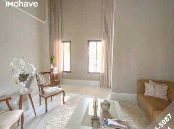 2022/09/f9b2bec555017f1240c66dd056863ea3.jpg · Vendo Casa Térrea no Condomínio Damha I, com 4 suítes, 302m² de construção, piscina e terreno de 570