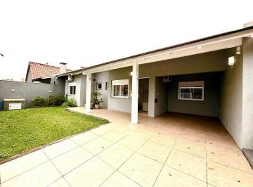 Casa · 151m² · 5 Quartos · 1 Vaga · Casa à 50 metros do mar na Praia de Atlântida Sul