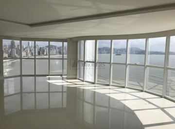 Apartamento · 237m² · 5 Quartos · 4 Vagas · Apartamento com vista panorâmica do mar em balneário Camboriú.