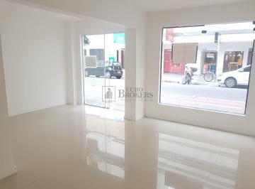 Comercial · 42m² · 1 Quarto · Sala comercial no Centro de Balneário Camboriú.