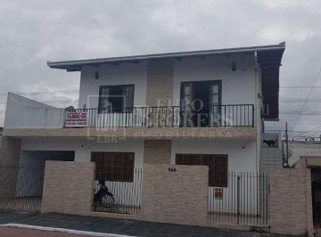 Casa · 130m² · 3 Quartos · 1 Vaga · Excelente sobrado dividido em 3 apartamentos