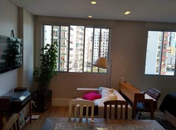 Apartamento · 57m² · 1 Quarto · 1 Vaga · Flat mobiliado no Centro de Balneário Camboriú.
