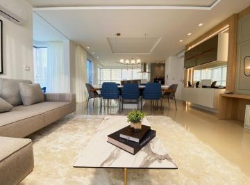 Apartamento · 240m² · 4 Quartos · 4 Vagas · Cobertura duplex mobiliada e decorada em Balneário Camboriú.