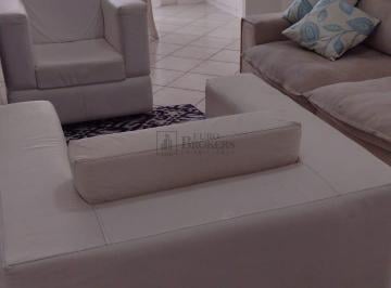 Apartamento · 180m² · 3 Quartos · 1 Vaga · Apartamento com 3 dormitórios no Centro de Balneário Camboriú