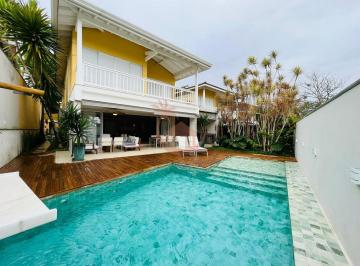 Imagem do Imóvel · Casa em condomínio 80m do mar disponível para locação por temporada. A casa possui 5 suítes, lava...