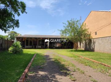 Casa · 145m² · 1 Quarto · 6 Vagas · Casa com terreno amplo disponível para venda no JARDIM GISELA, TOLEDO - PR