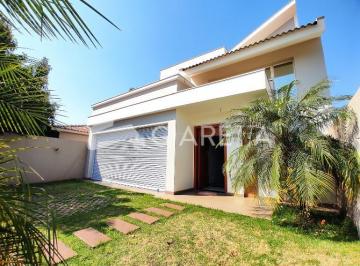 Casa · 209m² · 3 Quartos · 4 Vagas · Sobrado com excelente localização á venda JARDIM PANCERA, TOLEDO - PR