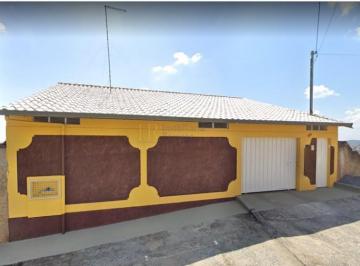 95045_30-1_135857.jpg · CASA TRÊS QUARTOS