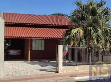 Casa · 110m² · 2 Quartos · 6 Vagas · Casa no bairro Fazenda em Itajaí SC
