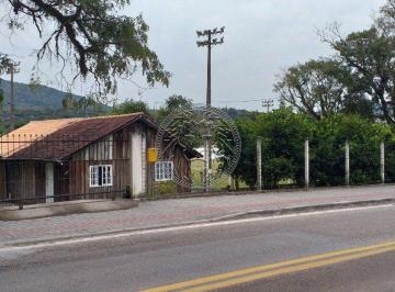 2577_i8NE9Y2SkFs2_2577633e3031c4e28.jpg · Imoveis - na Lagoa da Conceição