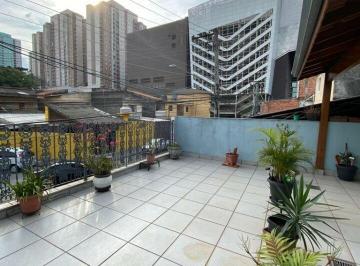 Casa · 230m² · 3 Quartos · 3 Vagas · SOBRADO COMERCIAL FRENTE PARA A AV BARTOLOMEU DE CASTRO, AO LADO DO SHOPPING MAIA.