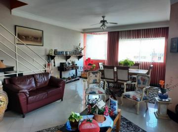 Casa · 225m² · 3 Quartos · 6 Vagas · Sobrado Frontal na região da Vila Talarico - Vila Matilde