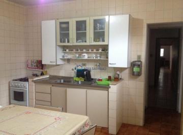 Casa · 250m² · 4 Quartos · 2 Vagas · Excelente casa térrea com localização privilegiada, venha conhecer!!!