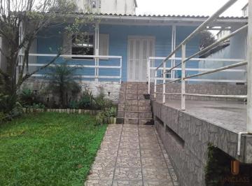 Casa · 9m² · 2 Quartos · Casa de 2(dois) dormitórios e 2(dois) banheiros à venda com terreno de 9x 45m² no bairro Olaria em C